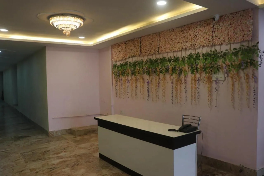 FabHotel Bodhi Vihar