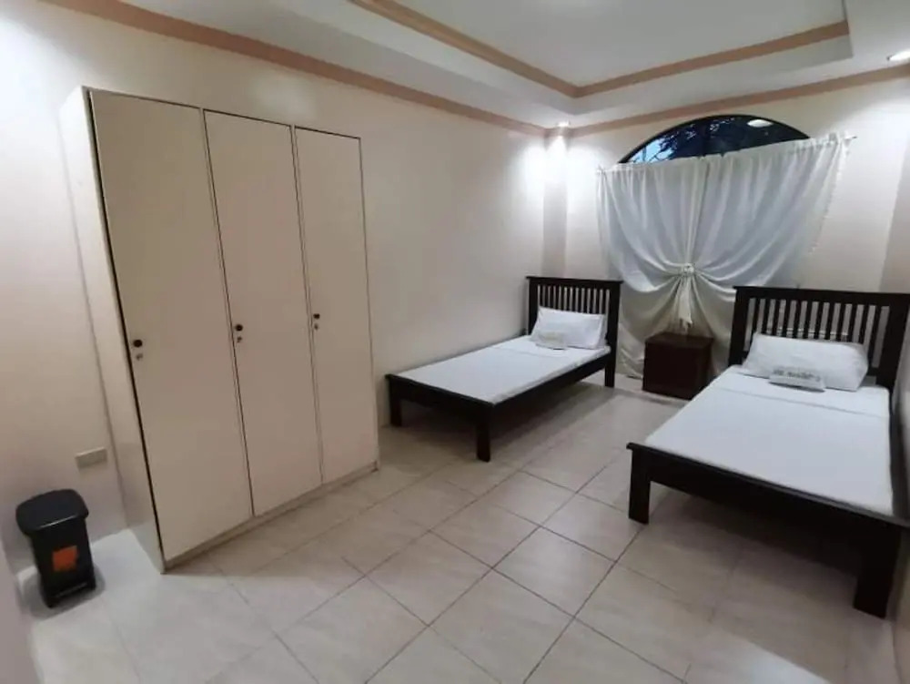 OYO 799 Ddd Habitat Iloilo