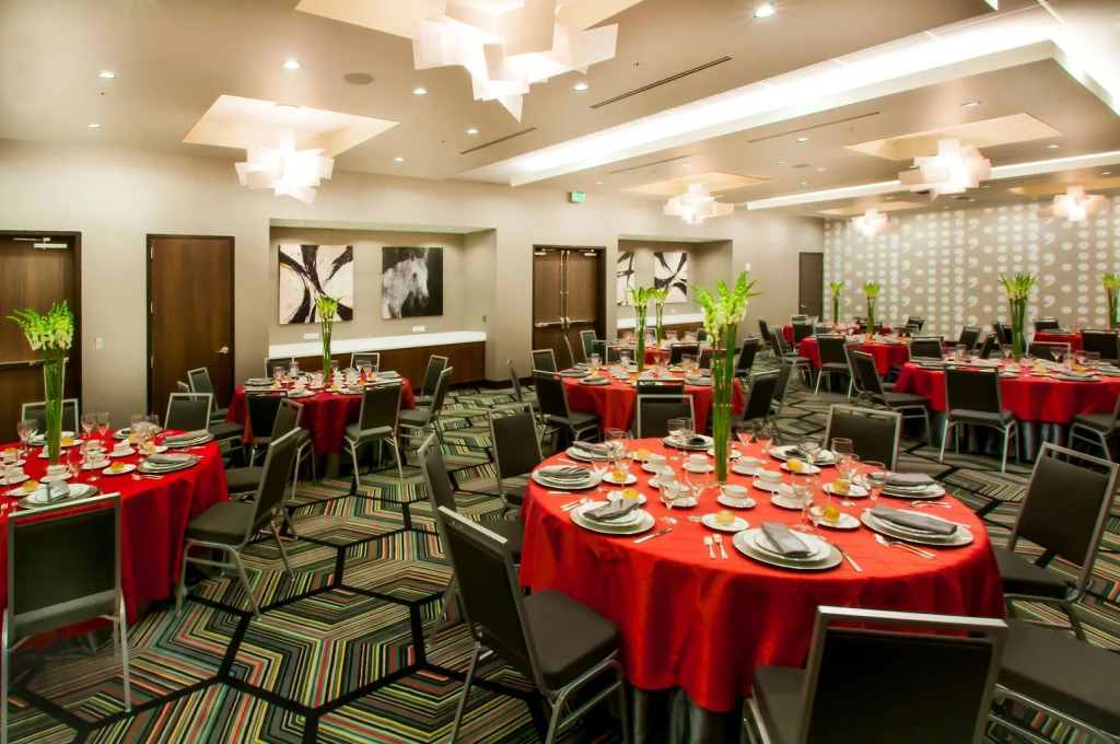 Hampton Inn & Suites Denver Downtown Convention Center