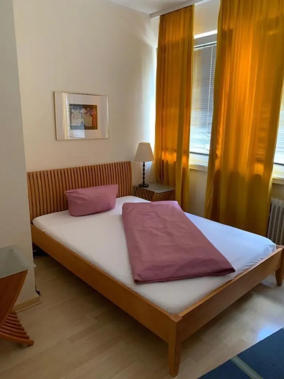 Düsseldorf Center Apartments