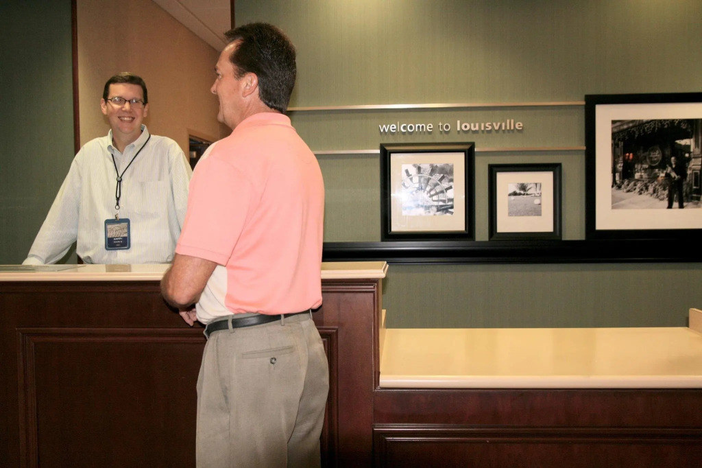 Hampton Inn Louisville Northeast