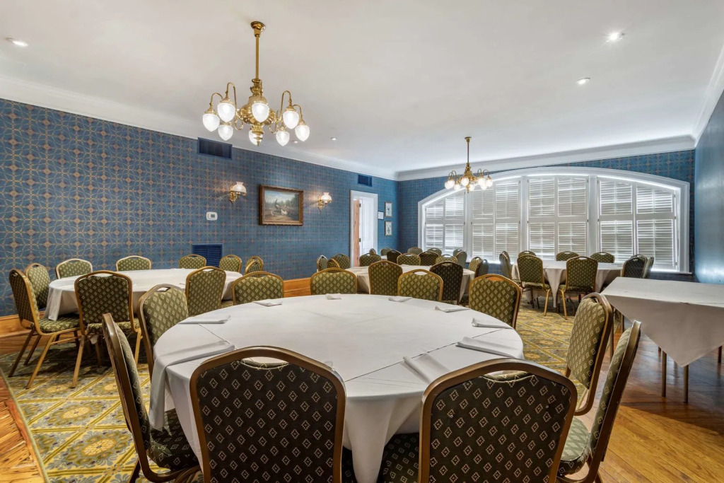 Windsor Hotel, an Ascend Collection Hotel