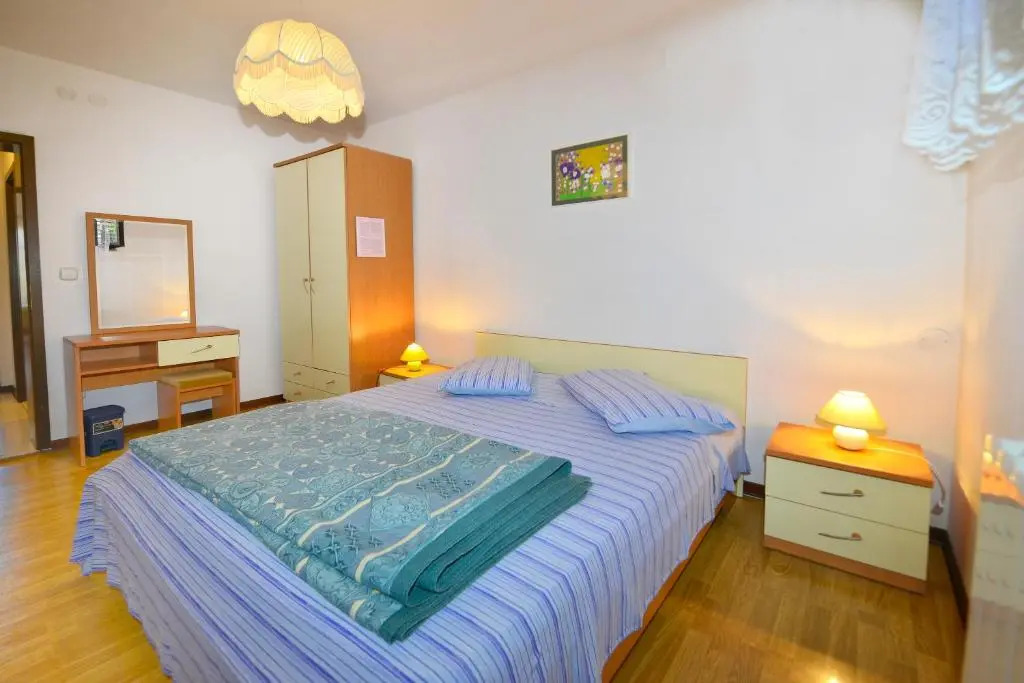 Apartment MIP