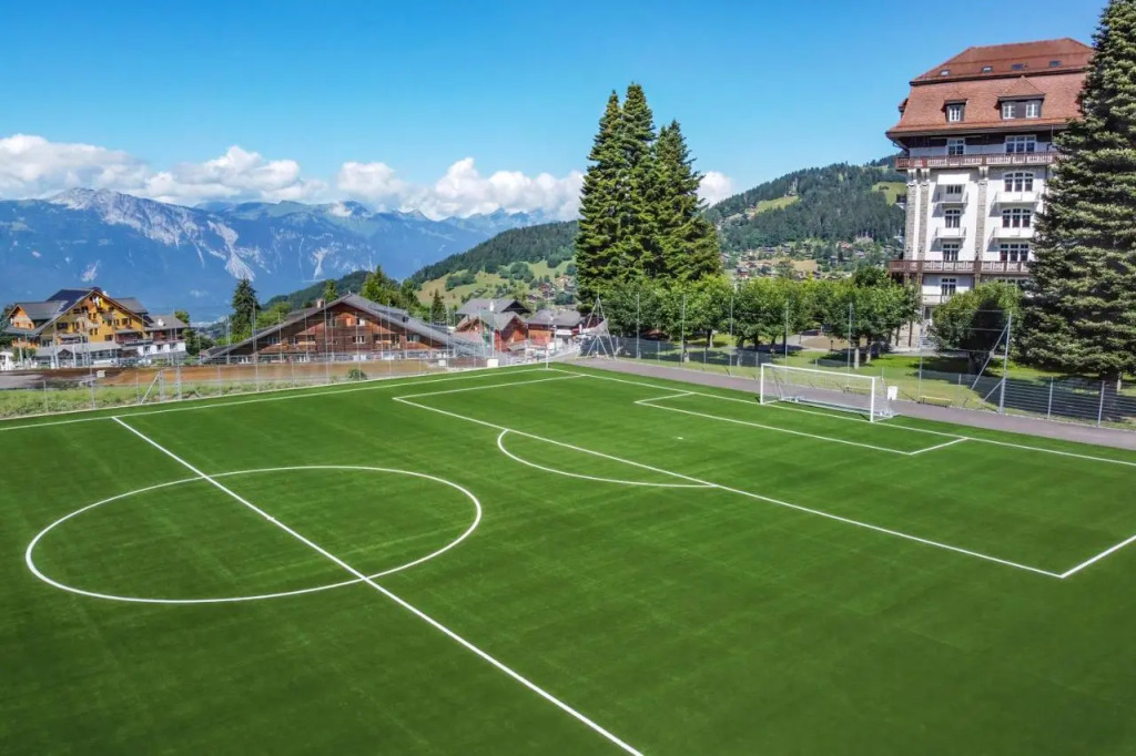 Villars Lodge
