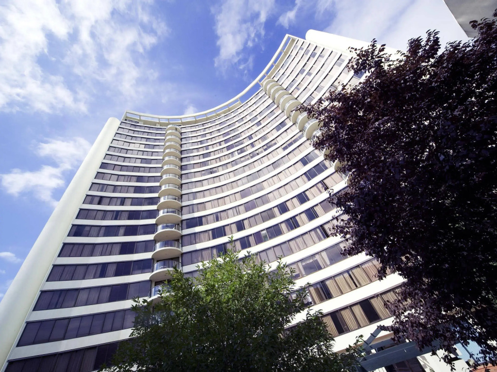 BreakFree Capital Tower Apartments