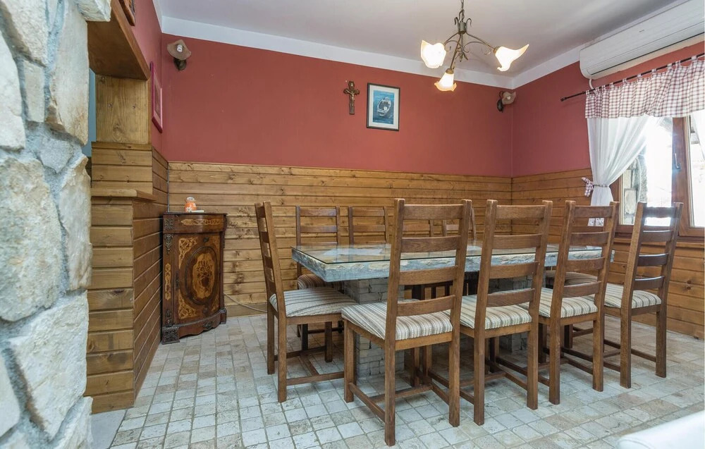 Amazing Home in Vir With 9 Bedrooms, Wifi and Outdoor Swimming Pool