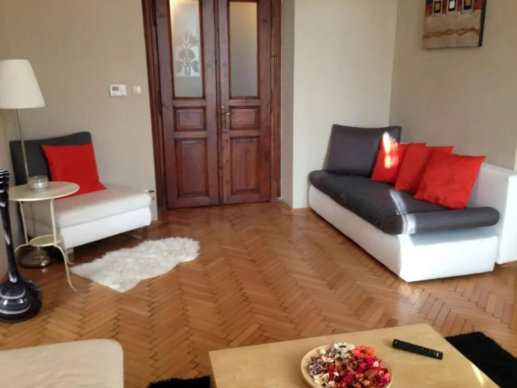 Spacious 3BDR Wenceslas Square