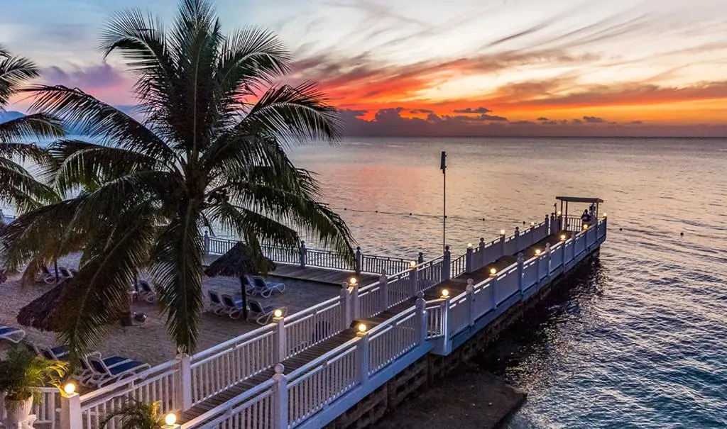 Grand Decameron Montego Beach, A Trademark All-Inclusive Resort
