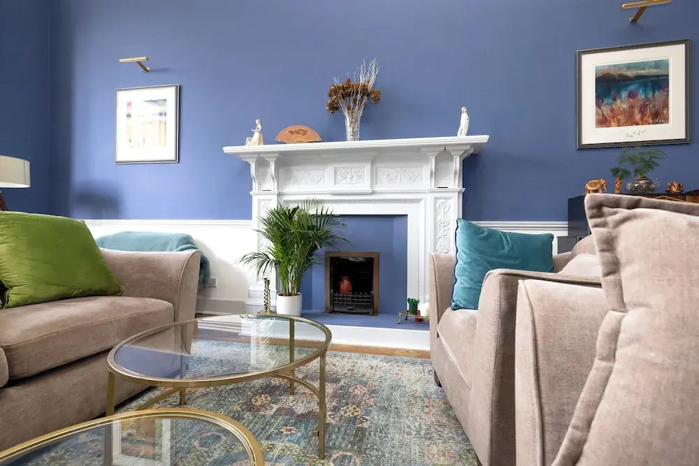 Spacious 2-Bedroom Ground Floor Flat