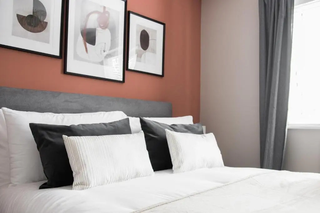 Moda Stays - John Brooks Serviced Houses