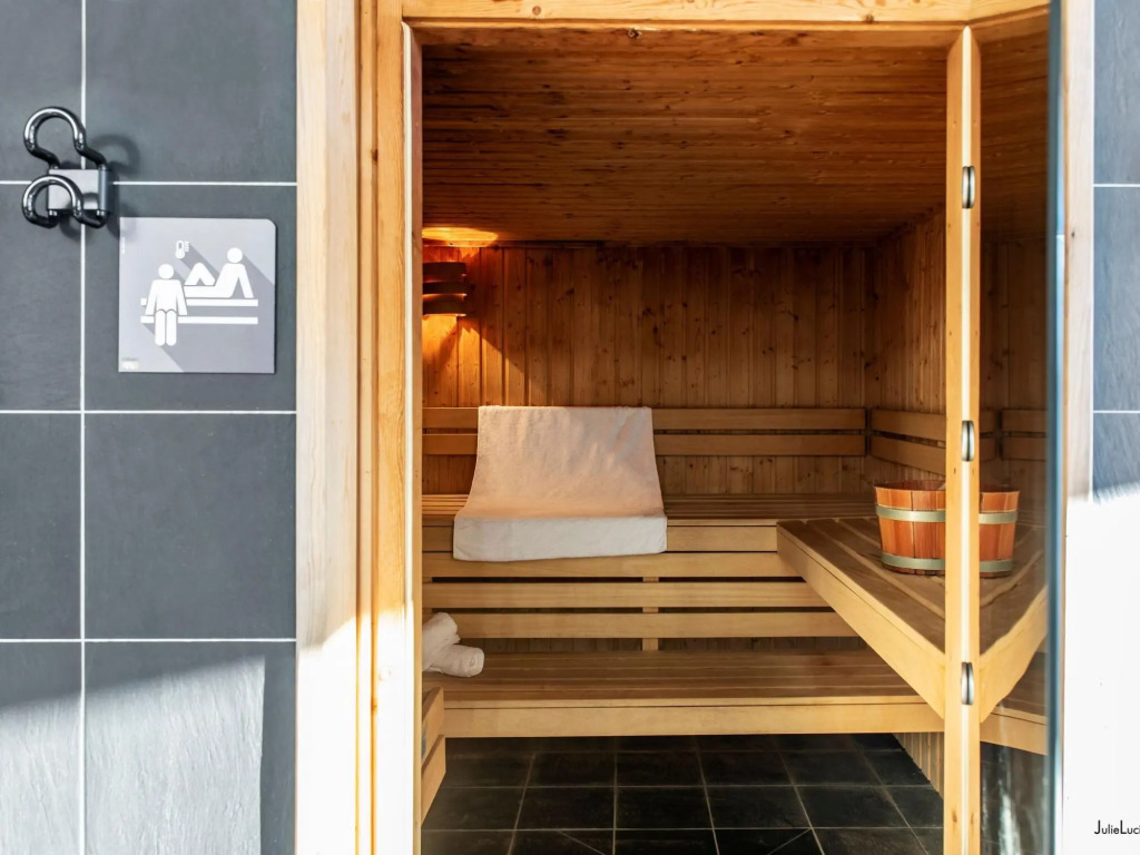 Authentic apartment located in the Le Grand Massif ski area