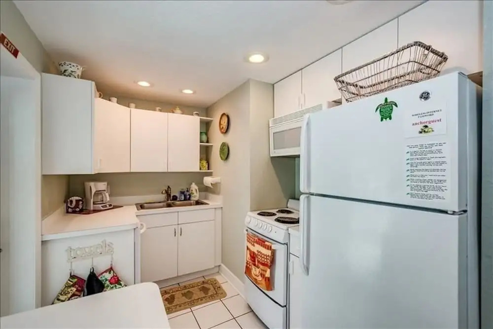 Anchor Inn - Unit 3 2 Bedroom Apts