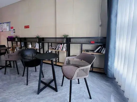 Dehao Business Hotel