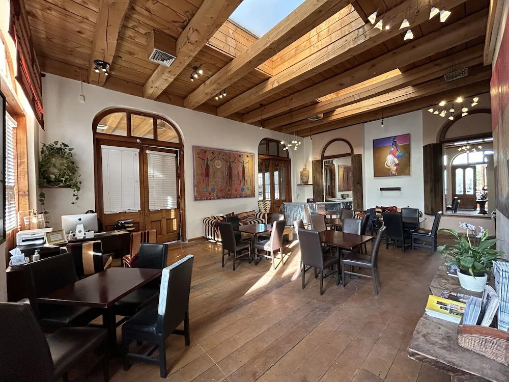 Inn at Vanessie