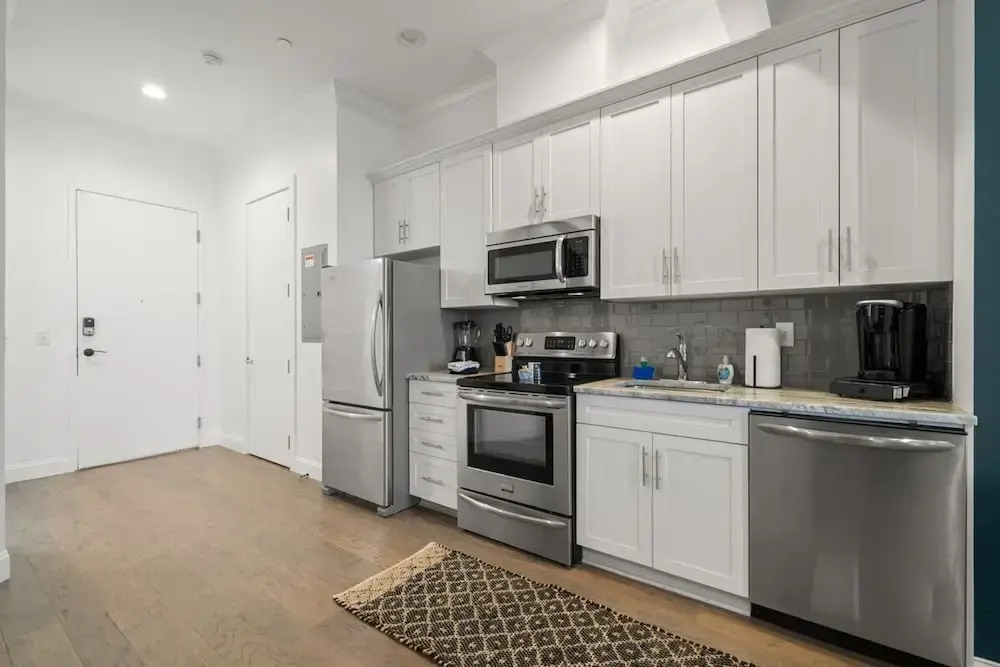 NEW Sangria Suite Upscale Ybor Apt On 7th Ave