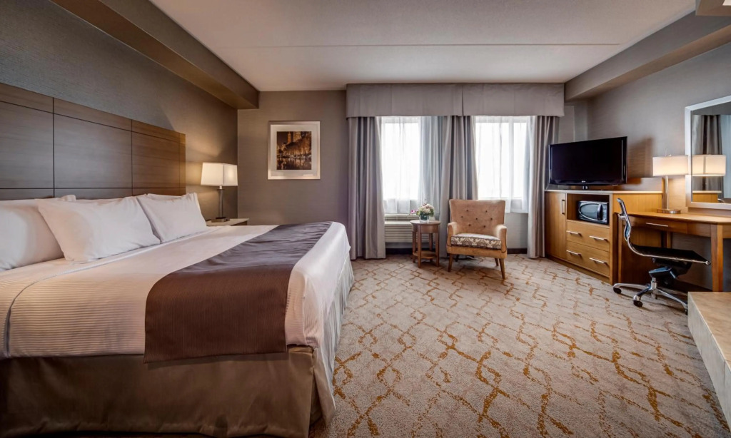 Monte Carlo Inn Vaughan Suites
