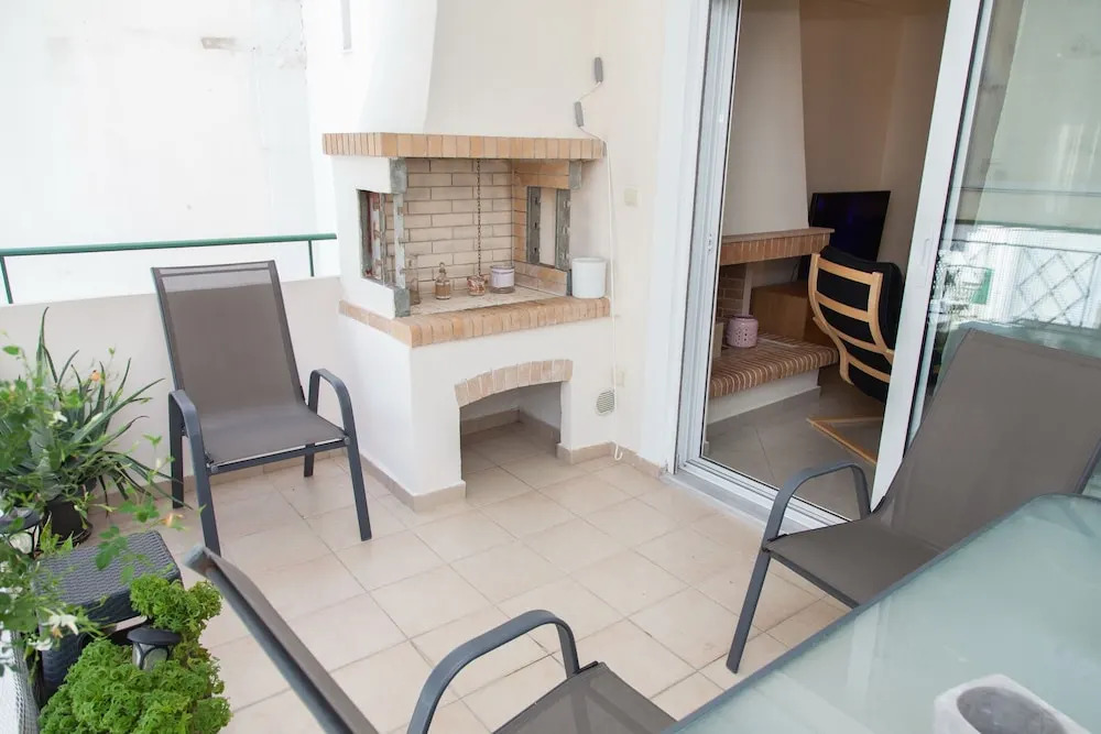 Amazing Apt in Tauros