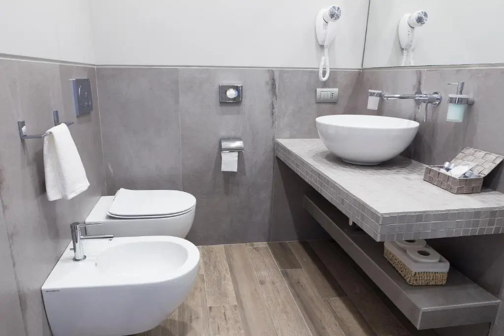 Rhome Suites
