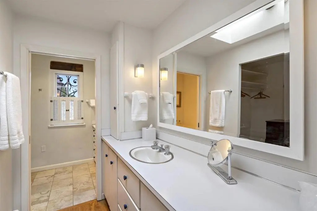 Cinco Chimineas - Indoor Pool, Walk to Canyon Rd, Authentic Historic Santa Fe