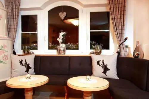 Garni Hotel Miara - Your Dolomites Home