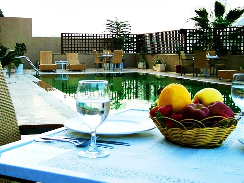 Burda 41 Hotel & Suites