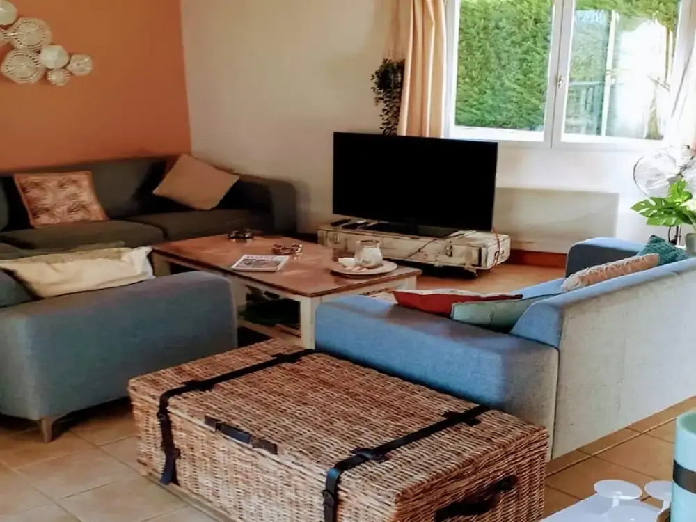 Holiday Home in Dordogne with Pool & Bubble Bath