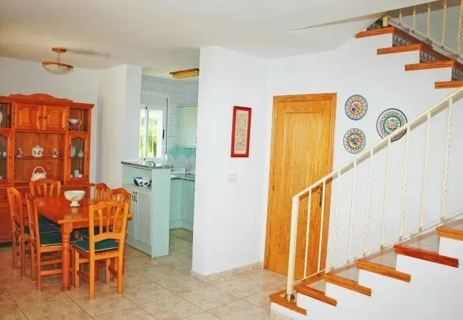 Bungalow with garden, terrace in Alicante