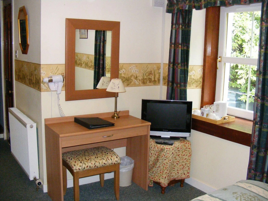 Stage House Bed & Breakfast