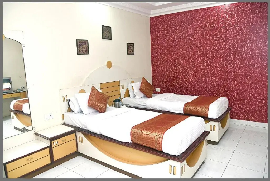 Hotel Ravi Kiran Executive by Oyo Rooms