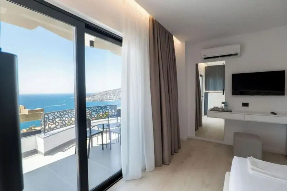 Arrei Hotel
