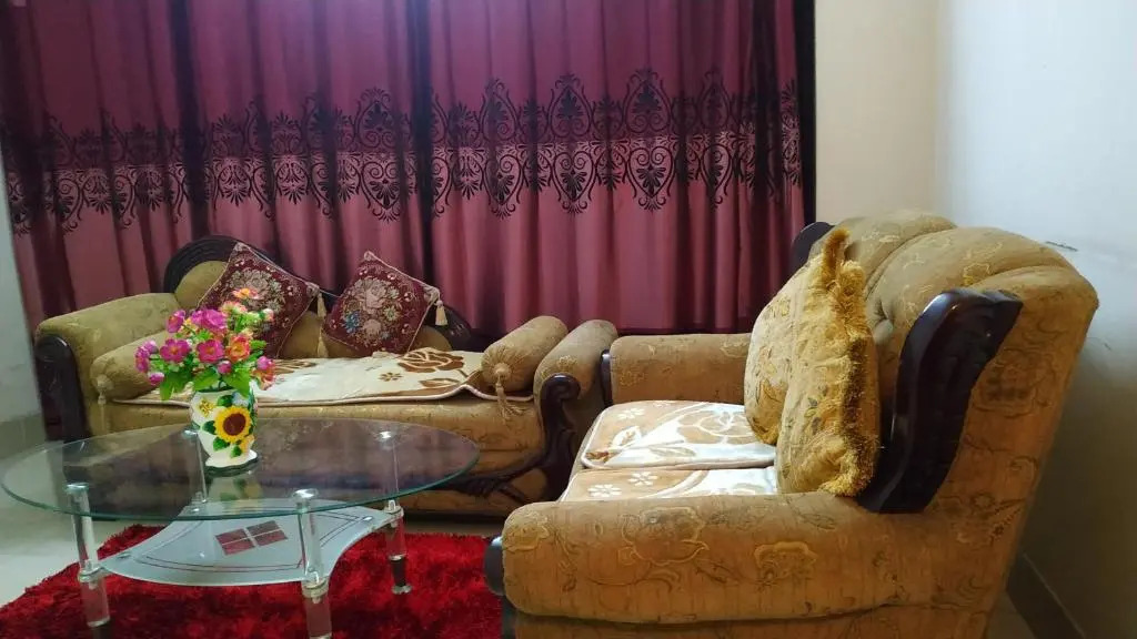 Crowd in Guest house BD