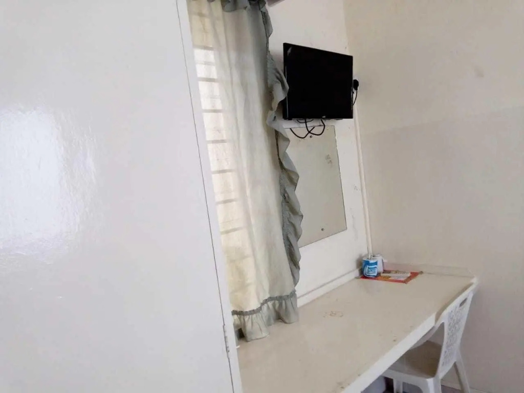 Metric Annex Hotel