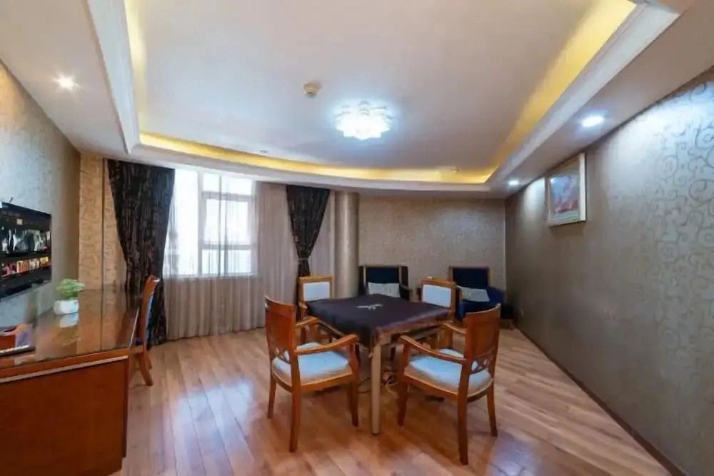 Shengfeng Business Hotel