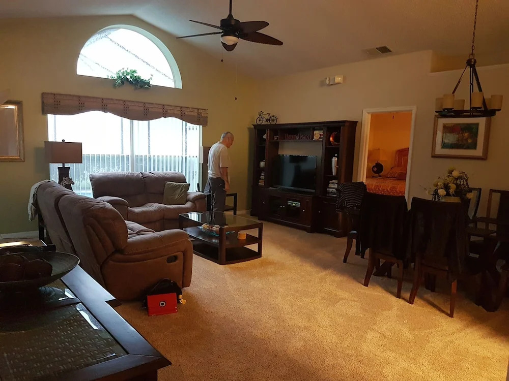 Lovely 3 Bed Home with Private Pool in Disney Area CC100CC