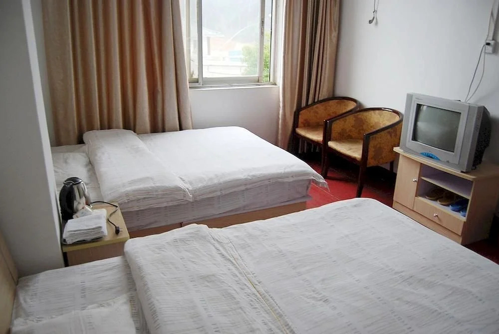 Wuhan Ronghua Business Hotel