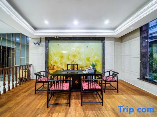 Yuanheng Hotel (Cixi Zhangqi Colorful Plaza)