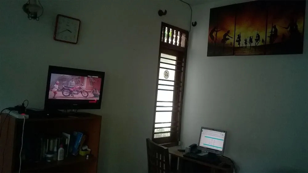 Hikka Train Hostel