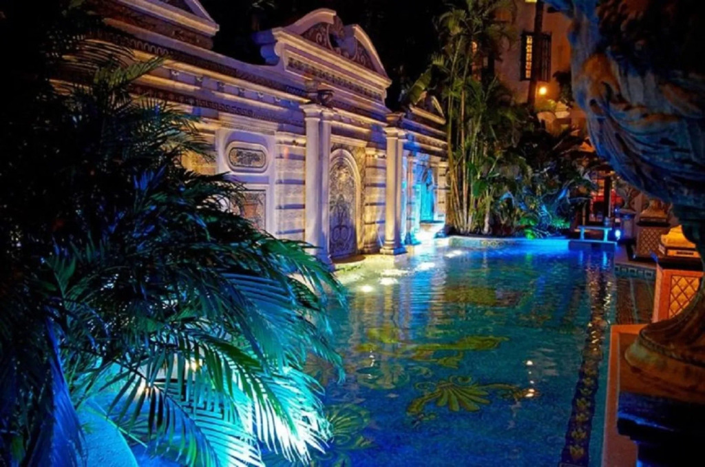 The Villa Casa Casuarina