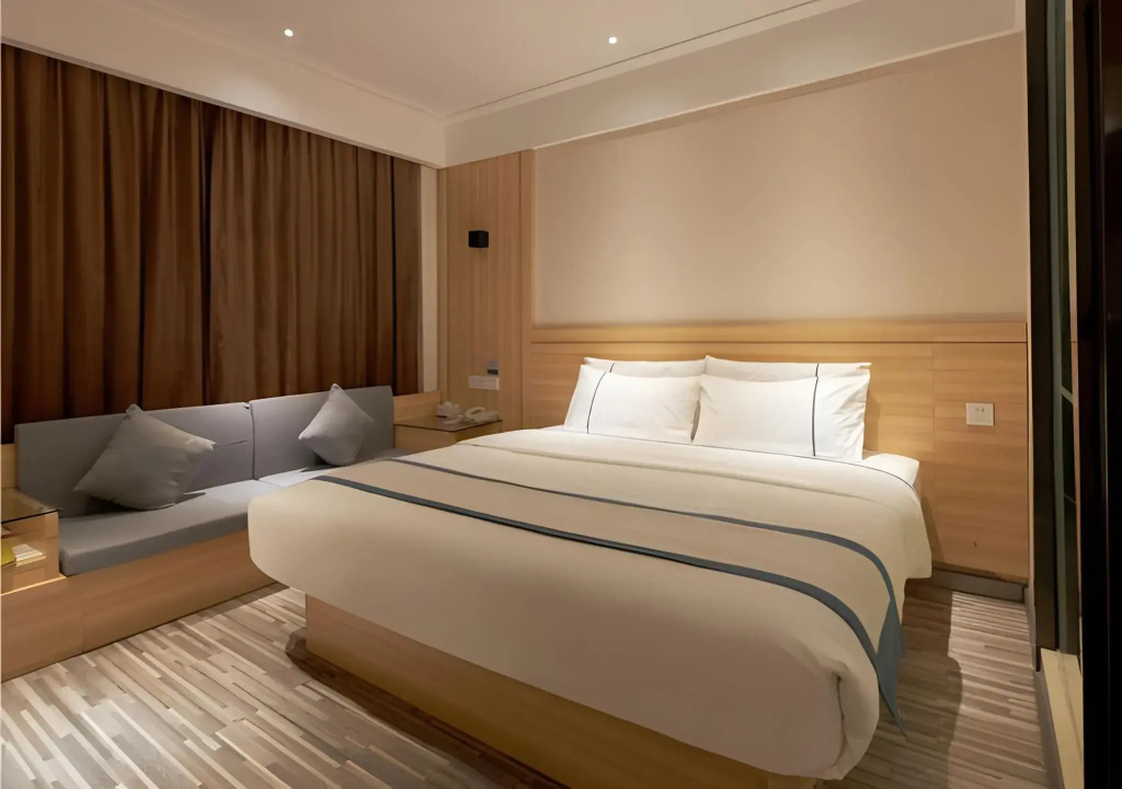 City Comfort Inn Liuzhou Wuxing Walking Street