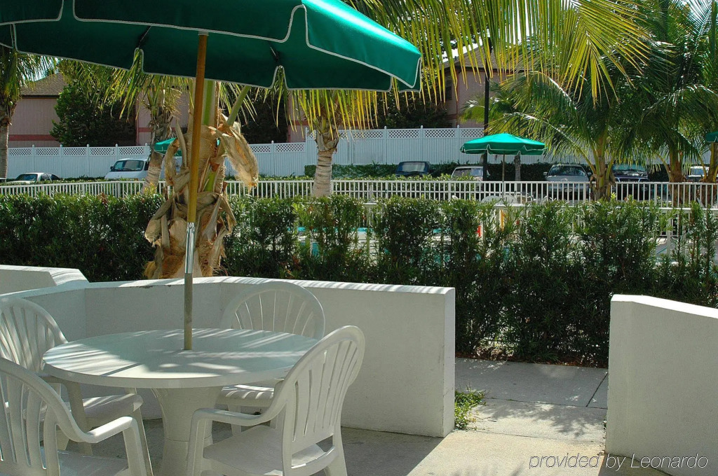 Capt Hirams Resort