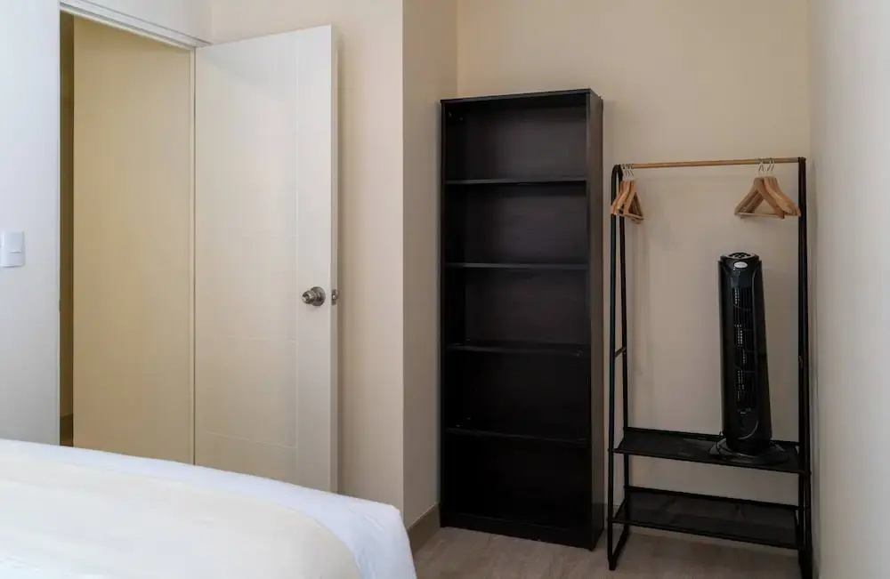 w Design-forward 2BR w Balcony in Miraflores