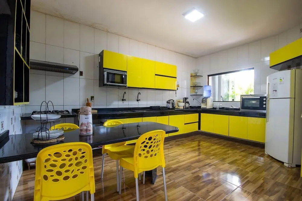 Casa com 3 Su tes Climatizadas na Ilha da Croa