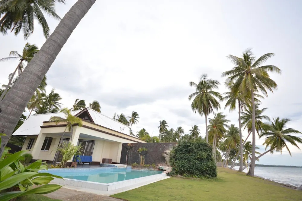 Crystal Paradise Resort Spa & Winery