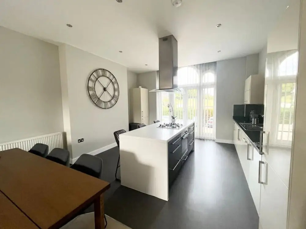 Blue Heron - 2 Bedroom Apt With 2 Parking Spaces - From 165 Per Night