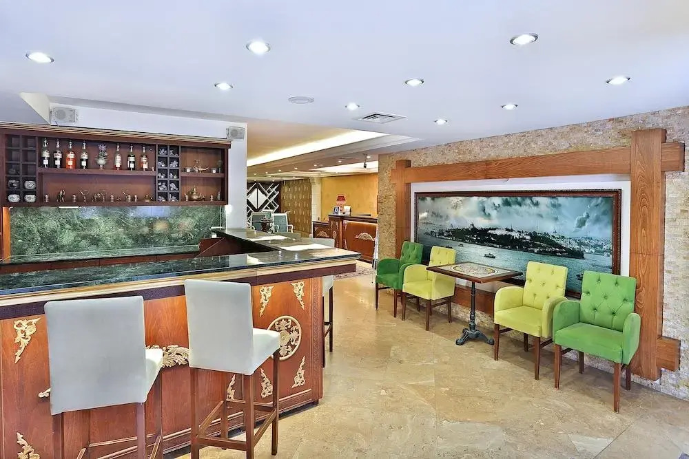 Mays Otel