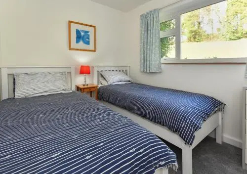 3 Bed in Pwllheli oc-16glyn