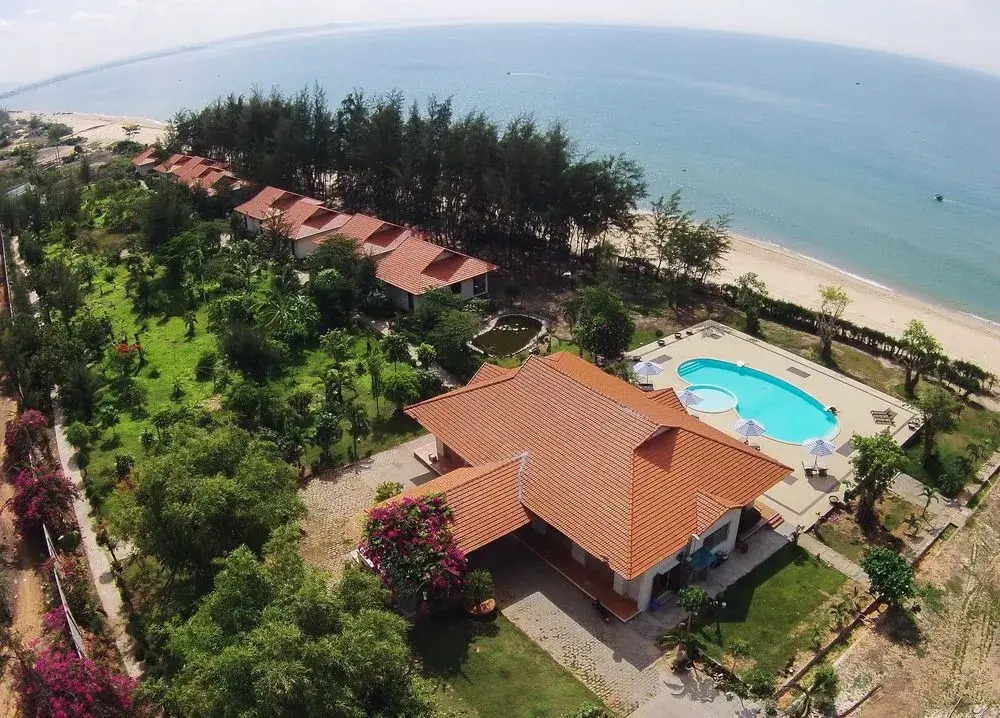 Eden Resort