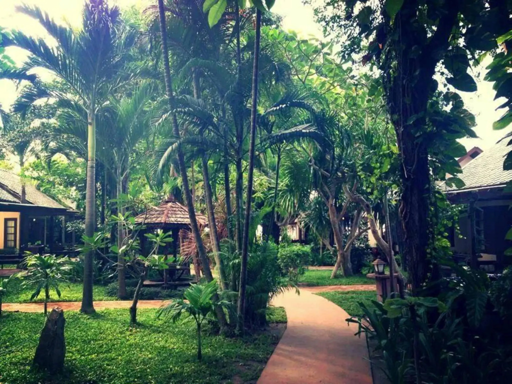 Montien House Chaweng Beach Resort