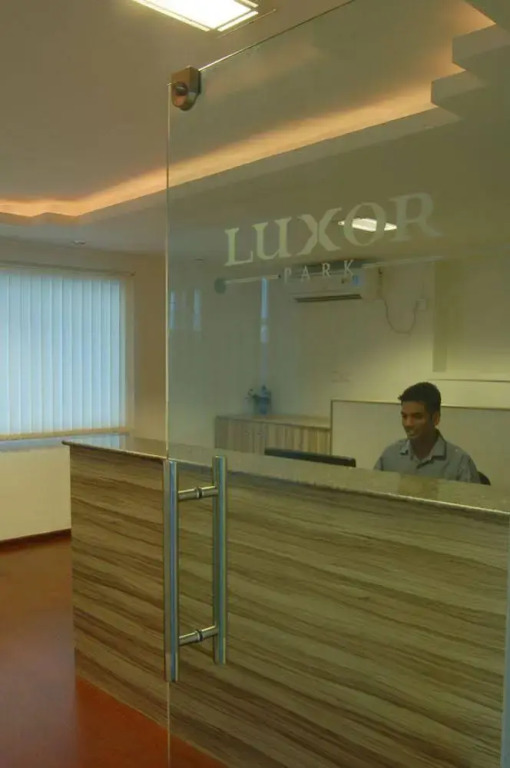 Hotel Luxor Park