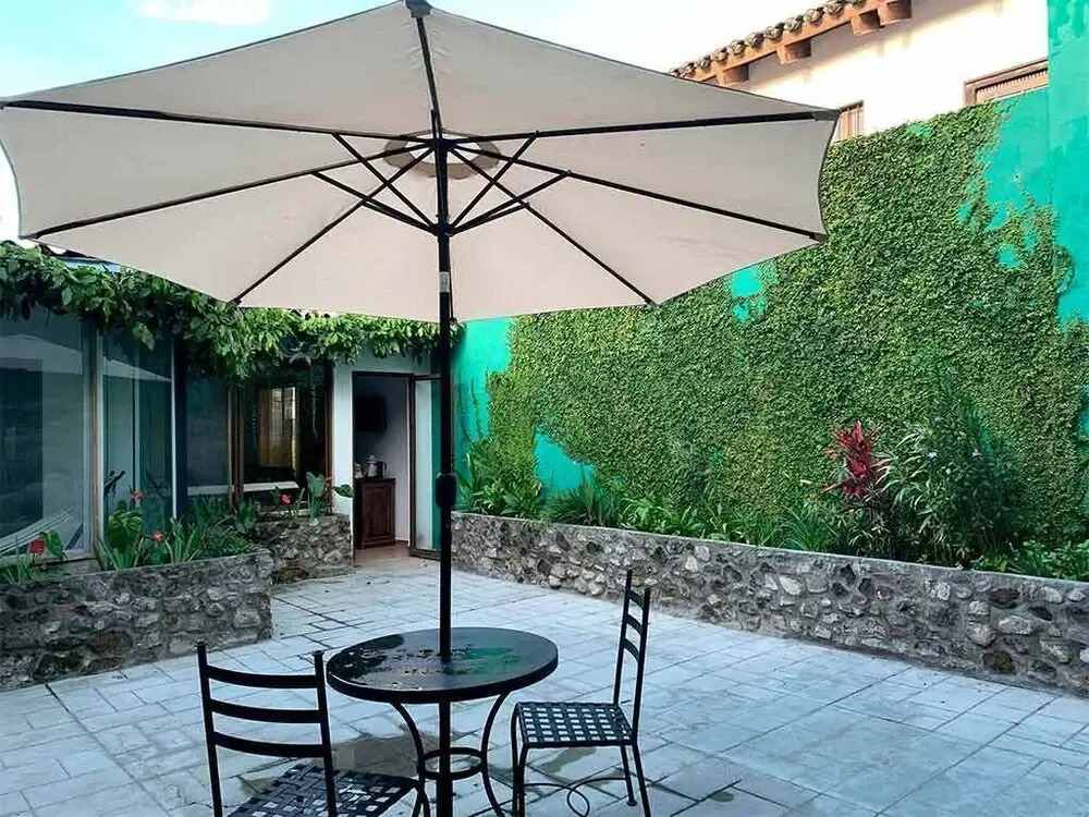Casita Escondida